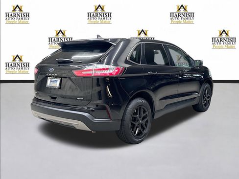 Used 2024 Ford Edge SEL AWD/4WD image 5