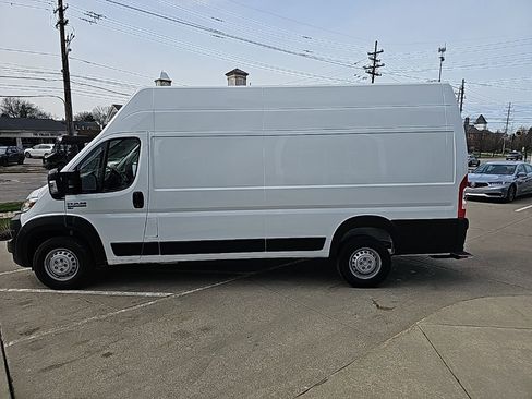 Used 2024 RAM ProMaster 3500 w/ Delivery Van Package FWD image 8