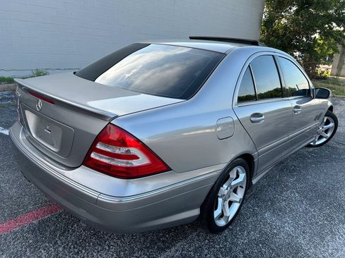 Used 2007 Mercedes-Benz C 230 Sedan image 6