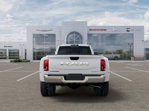 New 2026 RAM 3500 Laramie w/ Max Tow Package AWD/4WD image 8