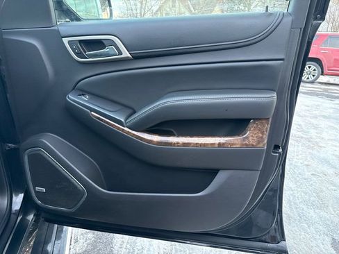 Used 2015 GMC Yukon XL Denali w/ Premium Package image 15