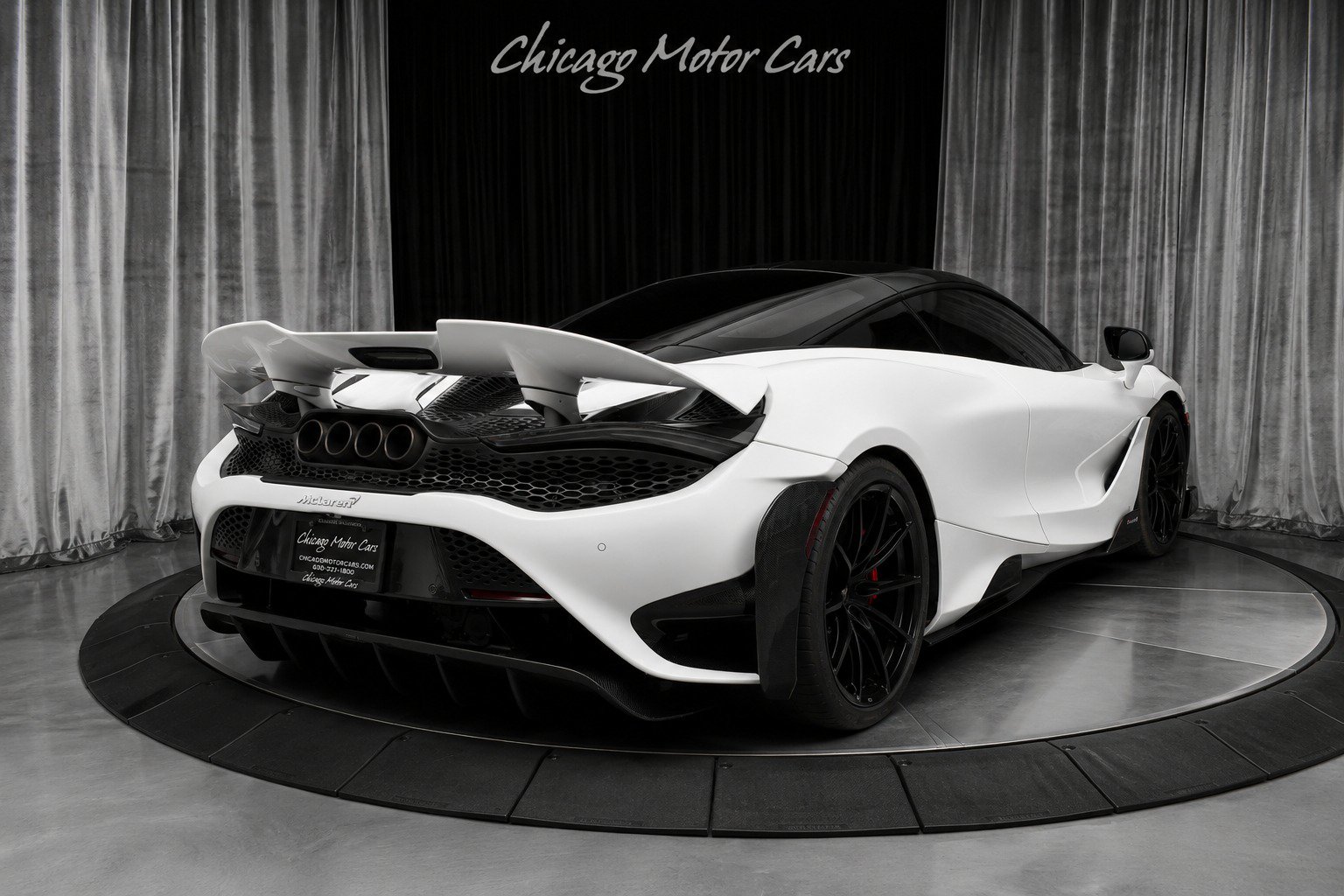 Used 2021 McLaren 765LT RWD image 4