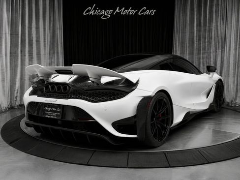 Used 2021 McLaren 765LT RWD image 4