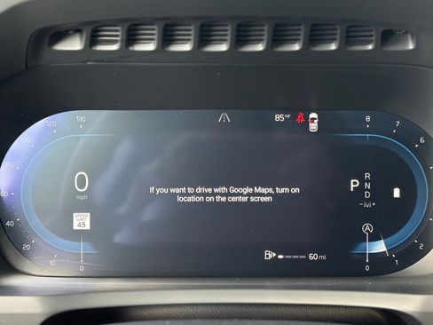 Certified 2025 Volvo XC90 B6 Plus image 17