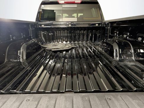 Used 2024 Chevrolet Silverado 1500 RST w/ Convenience Package II AWD/4WD image 35