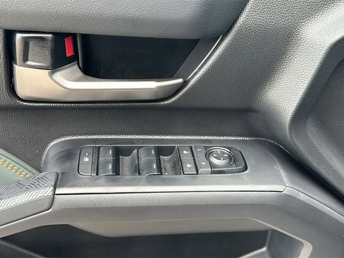 New 2025 Toyota Tacoma Trailhunter image 15