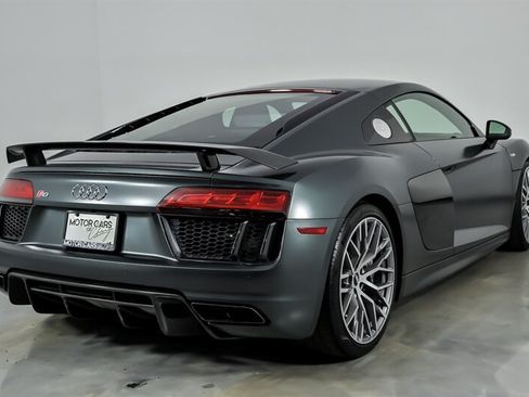 Used 2017 Audi R8 V10 plus AWD/4WD image 12