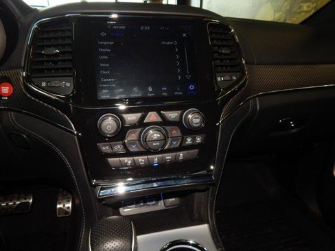 Used 2021 Jeep Grand Cherokee SRT image 29