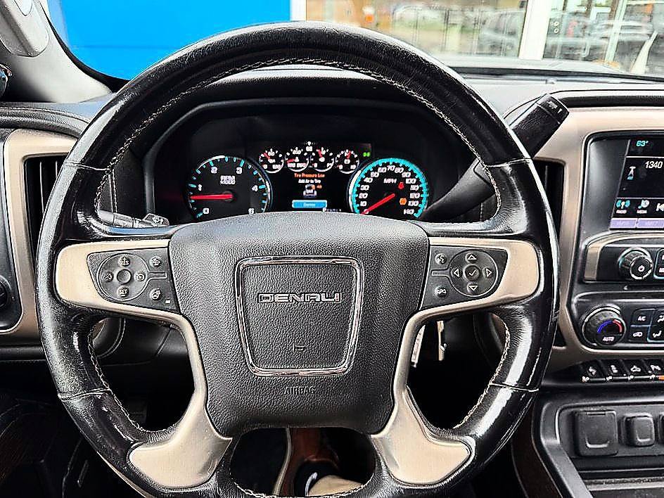 Used 2018 GMC Sierra 2500 Denali w/ Duramax Plus Package AWD/4WD image 16