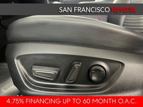 Certified 2023 Toyota Camry SE w/ Convenience Package image 12