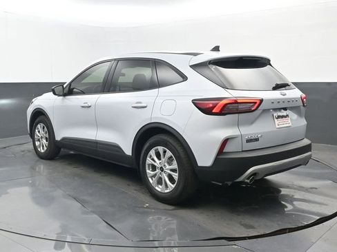 Used 2026 Ford Escape Active FWD image 3
