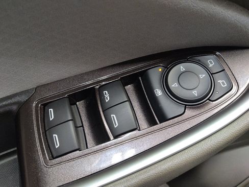 Used 2023 Chevrolet Malibu LT FWD image 27