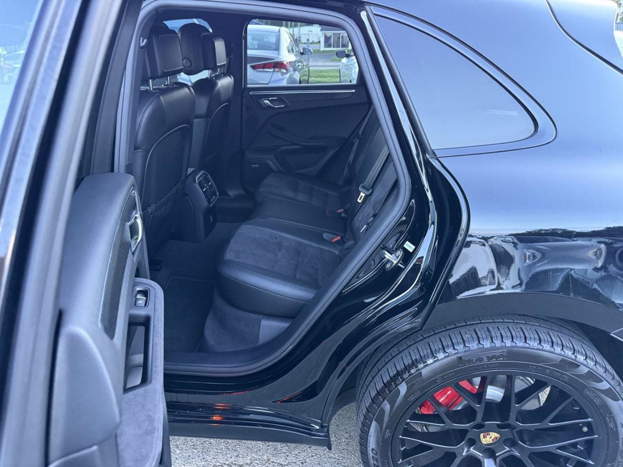 Used 2018 Porsche Macan GTS AWD/4WD image 10