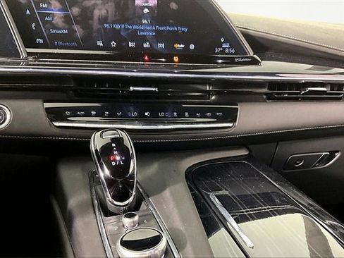 Used 2024 Cadillac Escalade Sport image 9