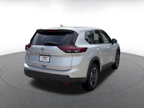 Used 2025 Nissan Rogue SV FWD image 15