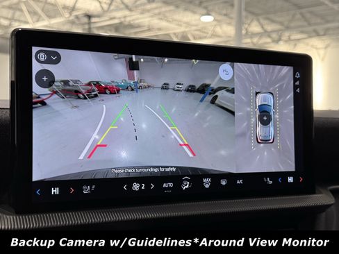 Used 2025 Ford Explorer ST-Line w/ ST-Line Street Pack image 12