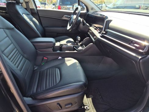 Certified 2025 Kia Sportage SX FWD image 30