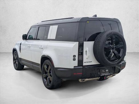 New 2026 Land Rover Defender 130 S image 9