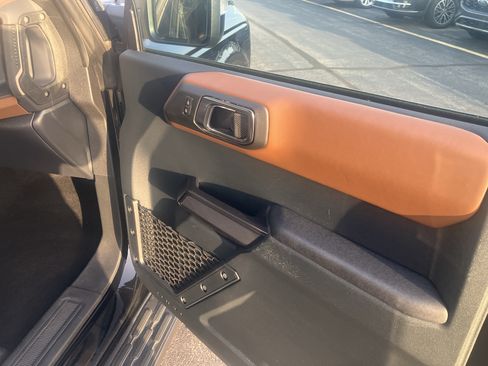 Used 2024 Ford Bronco Outer Banks AWD/4WD image 10