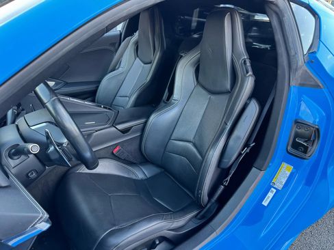 Used 2020 Chevrolet Corvette Stingray Coupe w/ 1LT image 23