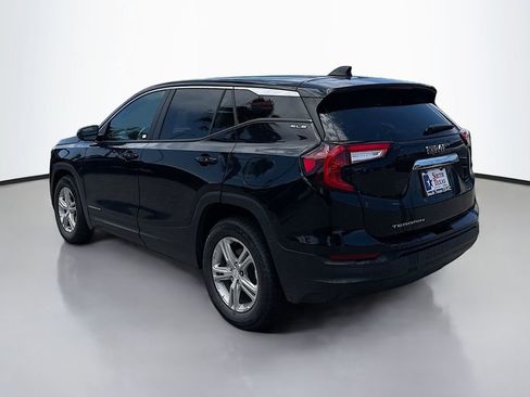 Used 2024 GMC Terrain SLE FWD image 5