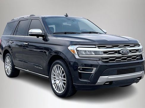 Used 2024 Ford Expedition Platinum image 1