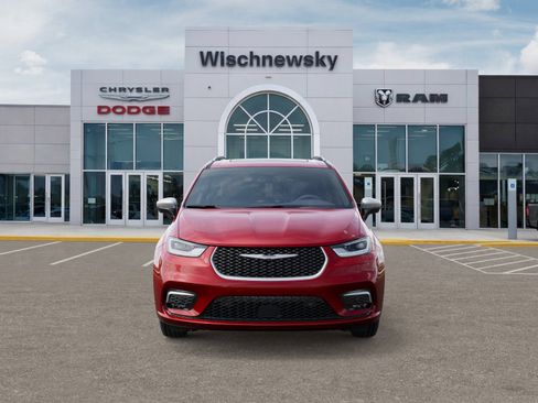 New 2026 Chrysler Pacifica Pinnacle FWD image 6