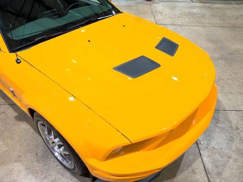 Used 2007 Ford Mustang Shelby GT500 RWD image 32