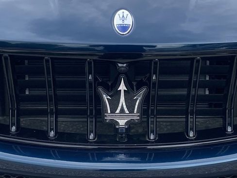 New 2024 Maserati Levante Trofeo image 11