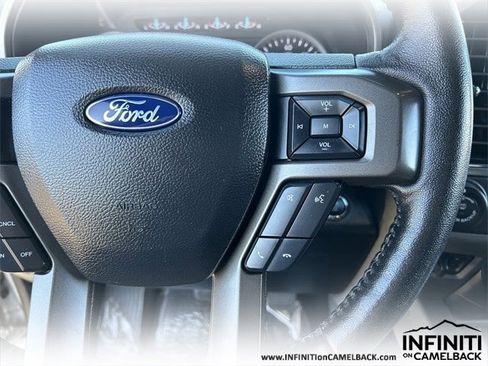 Used 2019 Ford Expedition XLT image 26