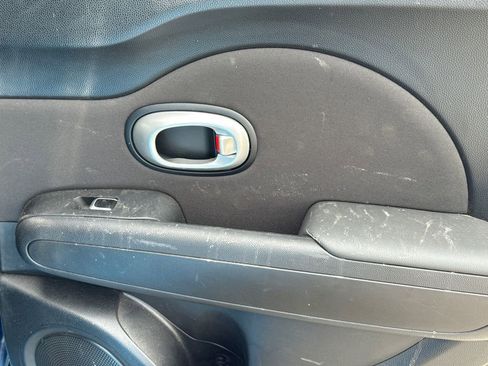 Used 2019 Kia Soul + FWD image 13