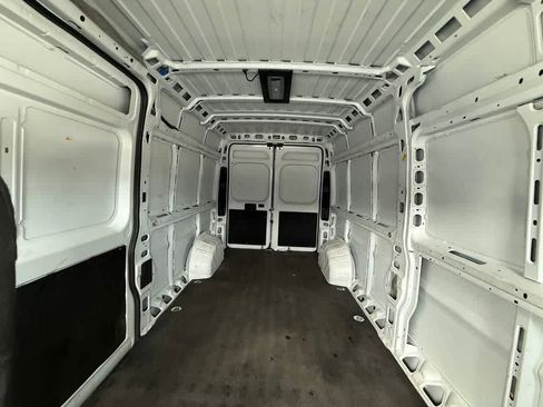 Used 2023 RAM ProMaster 2500 image 22