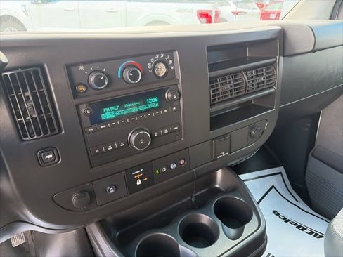 Used 2018 Chevrolet Express 2500 image 12