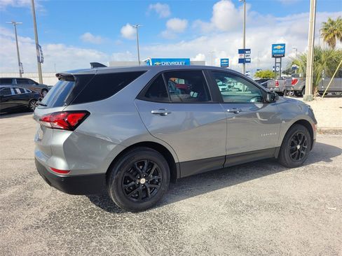 Certified 2023 Chevrolet Equinox LS w/ LS Convenience Package image 13