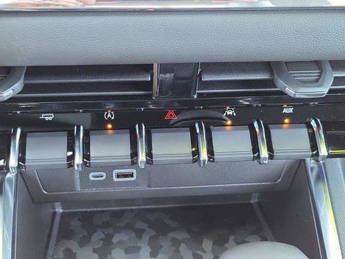 New 2025 GMC Canyon Elevation image 24