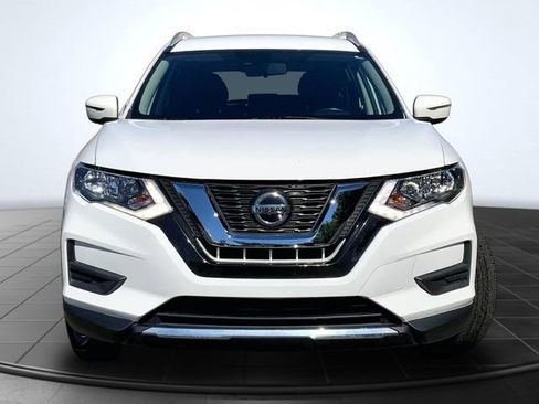 Used 2020 Nissan Rogue SV AWD/4WD image 3