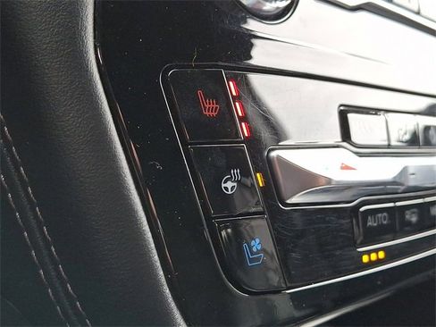 Certified 2023 Ford Explorer Platinum w/ Equipment Group 601A image 24