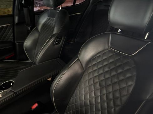 Used 2019 Genesis G70 2.0T Advanced w/ Sport Package AWD/4WD image 12