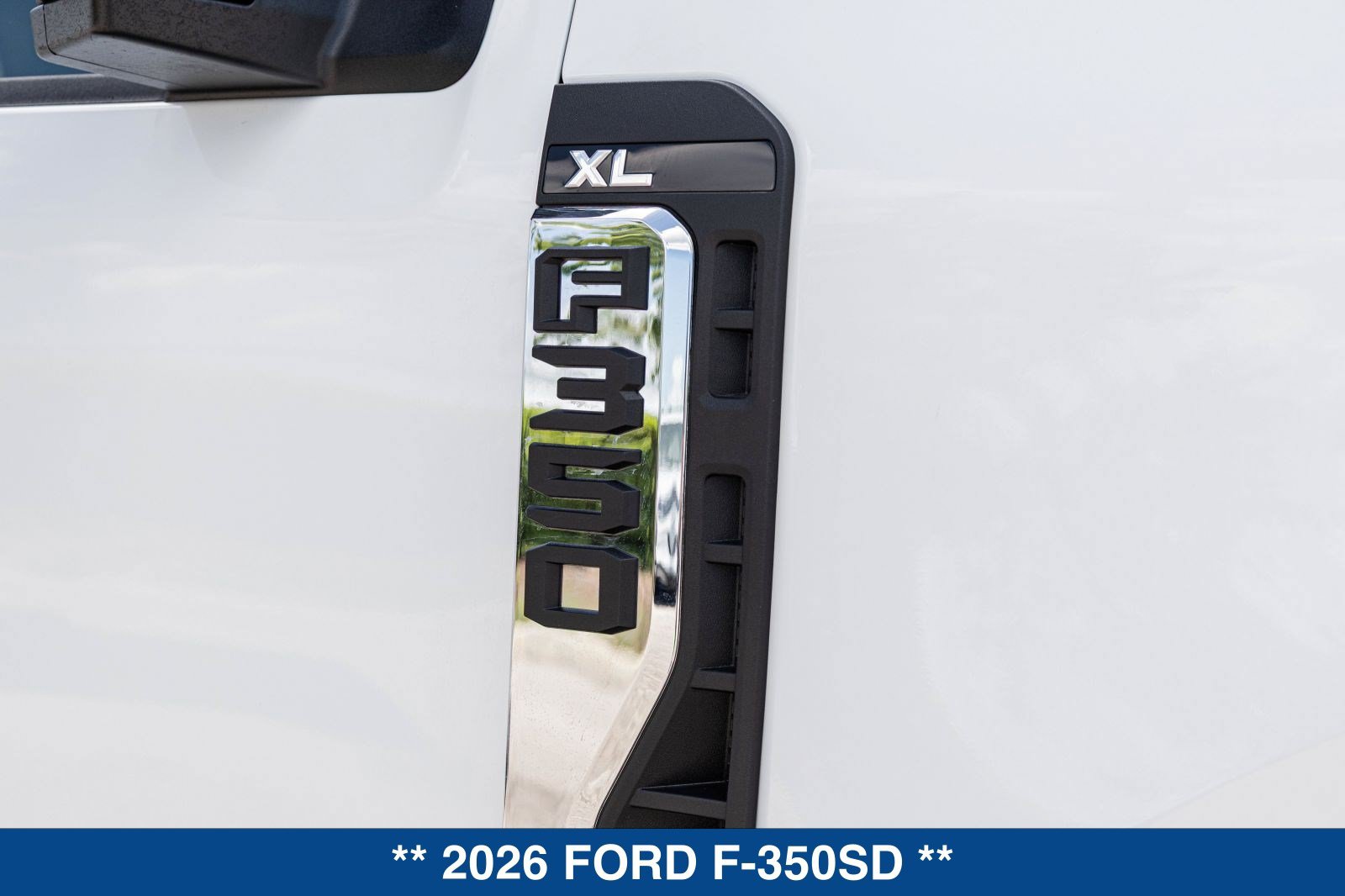 New 2026 Ford F350 XL w/ XL Chrome Package AWD/4WD image 15