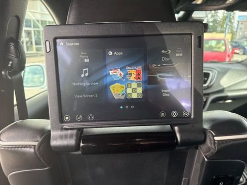 Used 2020 Chrysler Pacifica Limited w/ Advanced Safetytec Group image 21