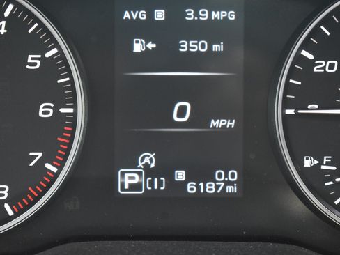 Used 2024 Subaru Crosstrek 2.0i Premium AWD/4WD image 16