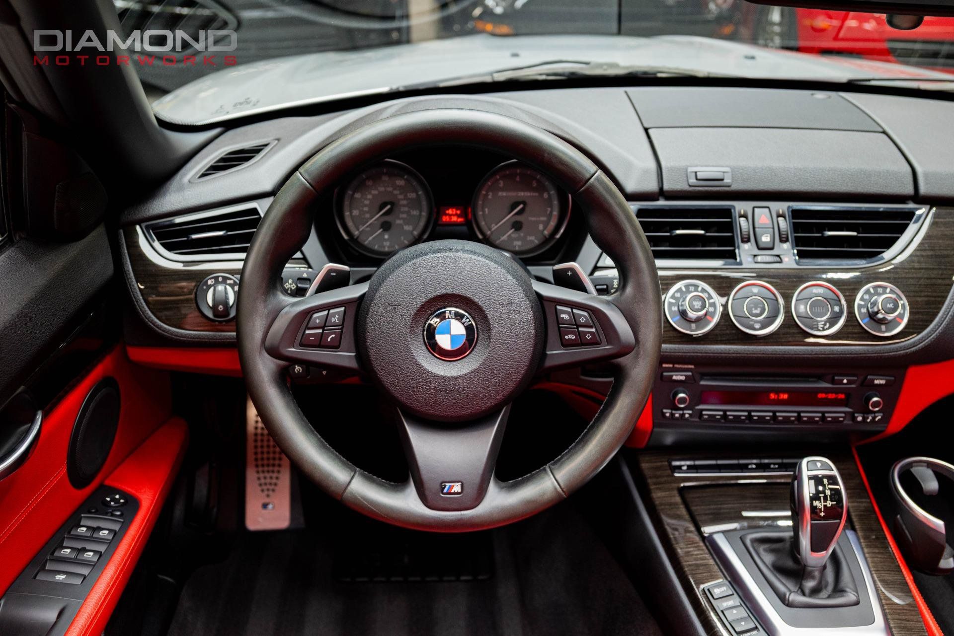 Used 2015 BMW Z4 sDrive35is RWD image 83