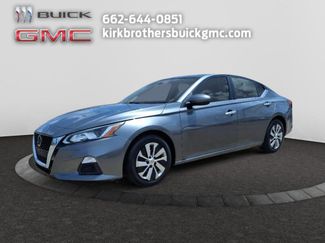 Used 2020 Nissan Altima 2.5 S image 1