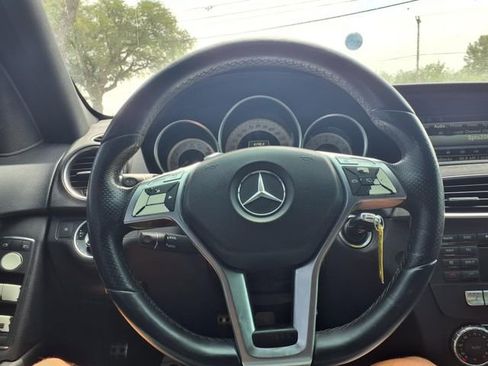 Used 2014 Mercedes-Benz C 250 Luxury image 22