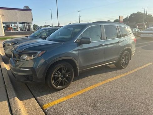 Used 2021 Honda Pilot Special Edition image 2