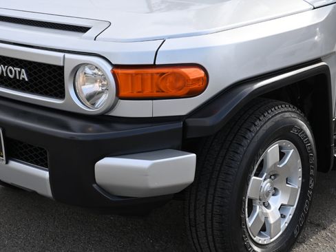 Used 2007 Toyota FJ Cruiser 4WD image 26