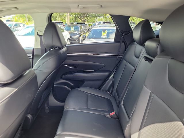 Used 2024 Hyundai Tucson Limited AWD/4WD image 14