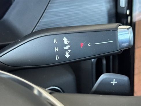 Used 2024 GMC Acadia AT4 w/ Super Cruise Package image 41