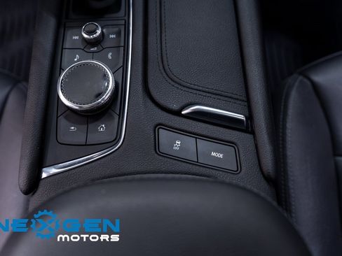 Used 2021 Cadillac XT5 Premium Luxury image 20