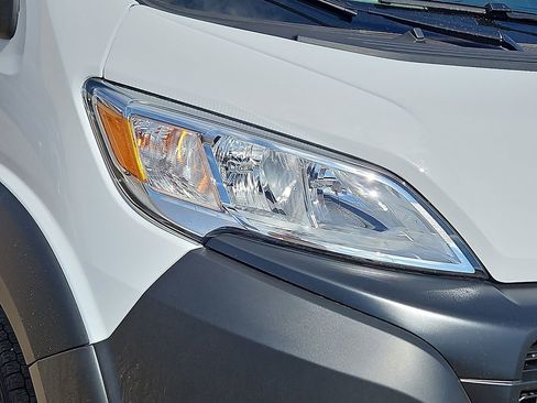 New 2026 RAM ProMaster 2500 w/ Premium Convenience Group FWD image 6